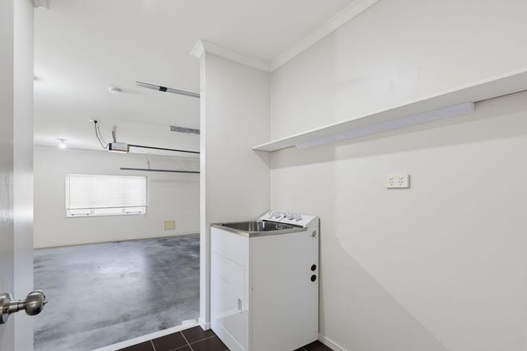 Photo of property in 87 Riverside Drive, Waiuku, 2123