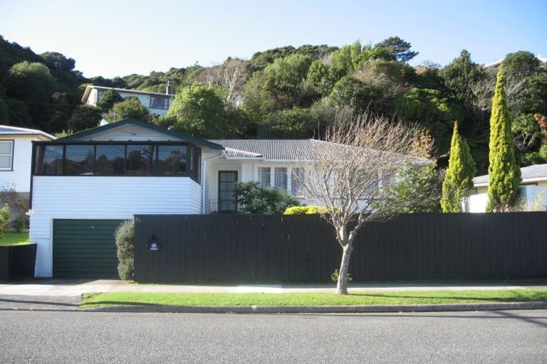 Photo of property in 65 Thomas Street, Stokes Valley, Lower Hutt, 5019