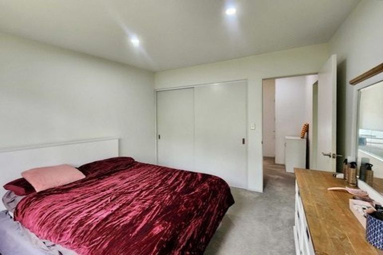Photo of property in 8b Carlos Drive, Flat Bush, Auckland, 2016