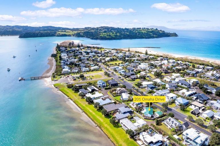 Photo of property in 201 Omaha Drive, Omaha, 0986