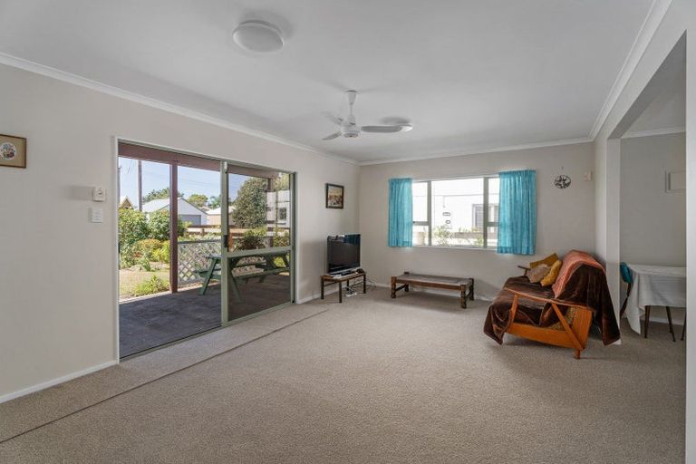 Photo of property in 42 Banks Street, Cooks Beach, Whitianga, 3591