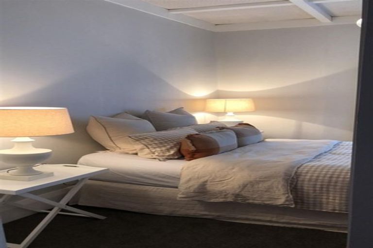 Photo of property in 23 Williams Street, Cambridge, 3434