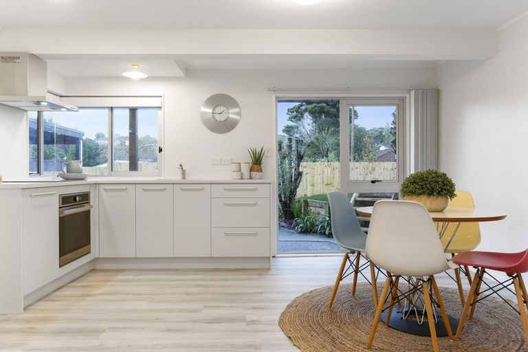 Photo of property in 53a Salamanca Road, Sunnynook, Auckland, 0620