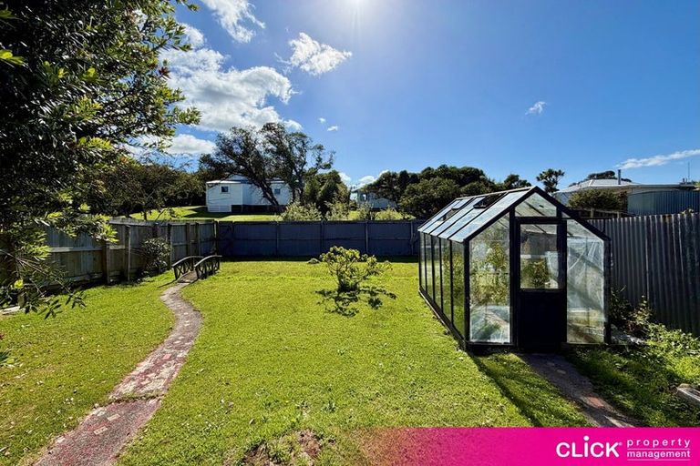 Photo of property in 7 Pearse Street, Brighton, Dunedin, 9035