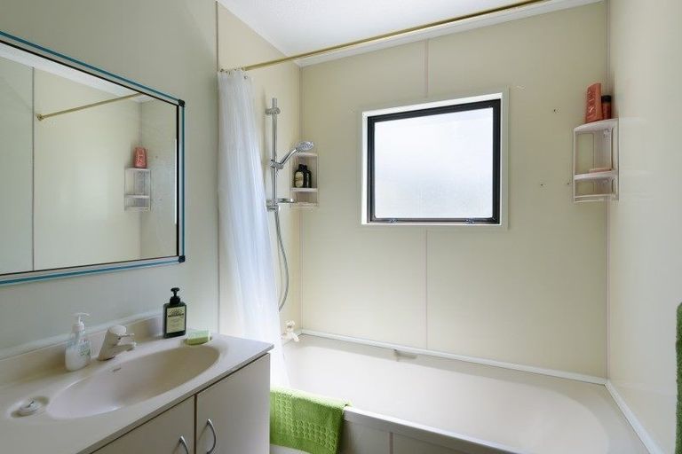 Photo of property in 4/12 Vallance Street, Kilbirnie, Wellington, 6022