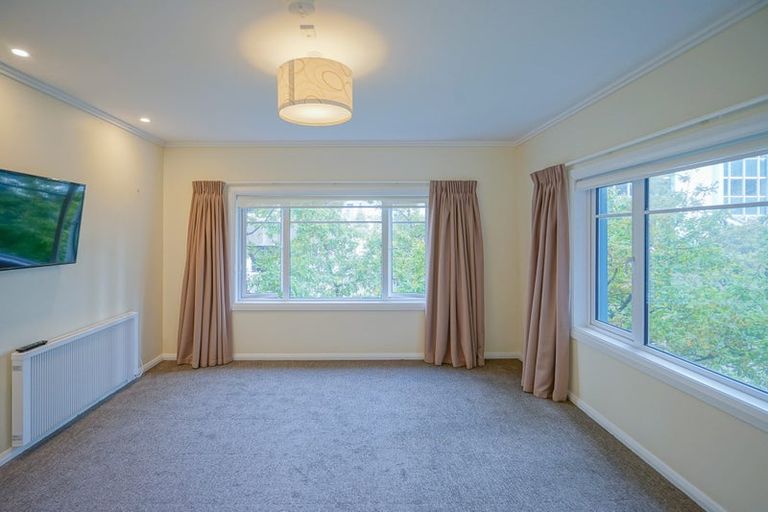 Photo of property in Book House, 5 Plimmers Steps, Wellington Central, Wellington, 6011