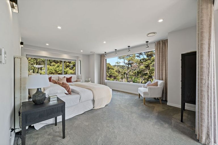 Photo of property in 293b Titirangi Road, Titirangi, Auckland, 0604