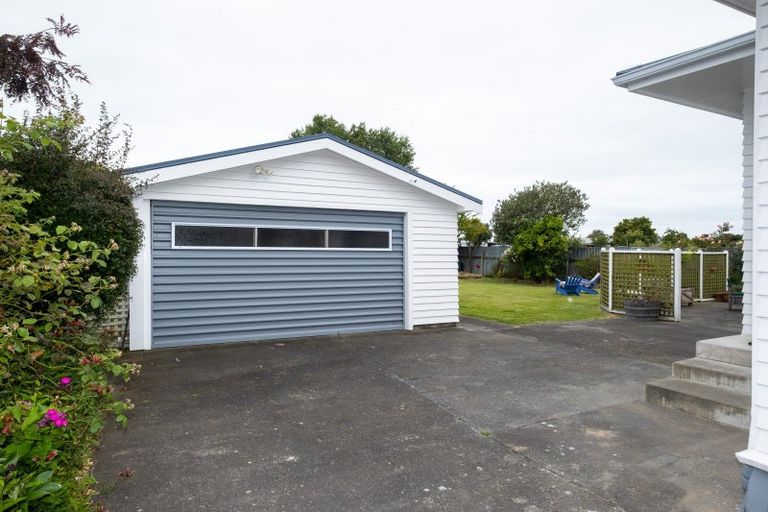 Photo of property in 7 Mill Road, Clive, 4102