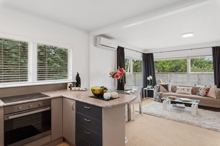 Photo of property in 4/32 Wicklow Road, Narrow Neck, Auckland, 0622