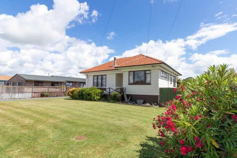 Photo of property in 42 Station Road, Paeroa, 3600