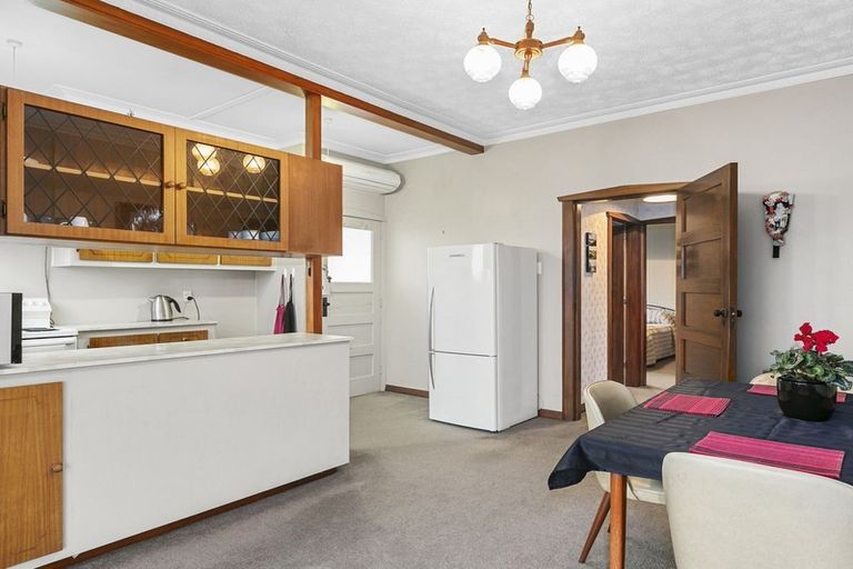 Photo of property in 40 Mornington Road, Balaclava, Dunedin, 9011