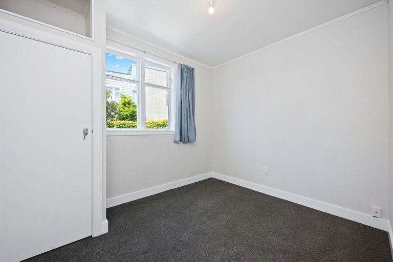Photo of property in 2 Henry Street, Kilbirnie, Wellington, 6022