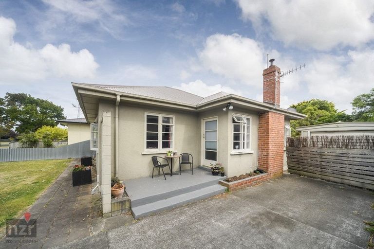Photo of property in 60 Guy Avenue, Takaro, Palmerston North, 4410