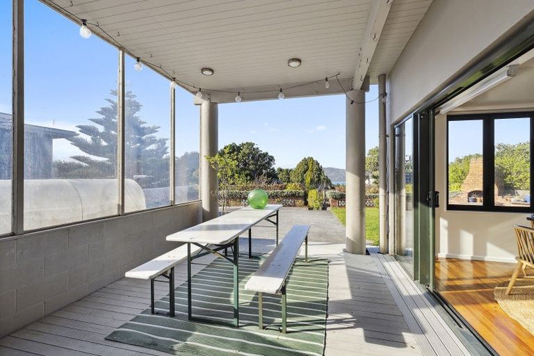 Photo of property in 40 Seatoun Heights Road, Seatoun, Wellington, 6022