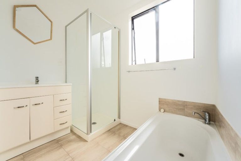 Photo of property in 72b Coxhead Road, Manurewa, Auckland, 2102