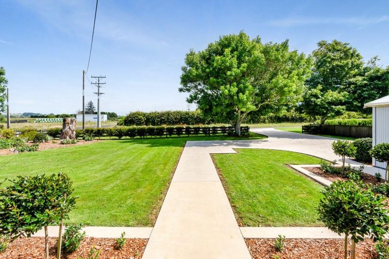 Photo of property in 2 Snell Road, Tikorangi, Waitara, 4383