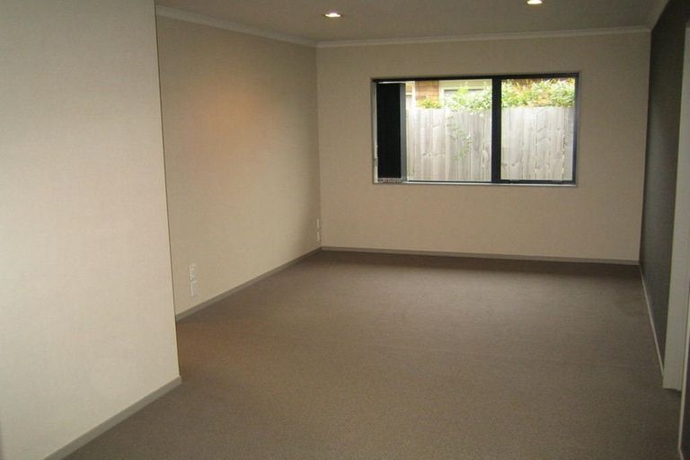 Photo of property in 25 Grabella Place, Papamoa Beach, Papamoa, 3118
