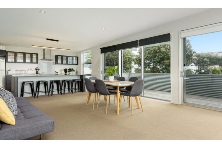 Photo of property in 1340 Papamoa Beach Road, Papamoa Beach, Papamoa, 3118