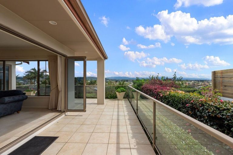 Photo of property in 12 La Colina Place, Bethlehem, Tauranga, 3110