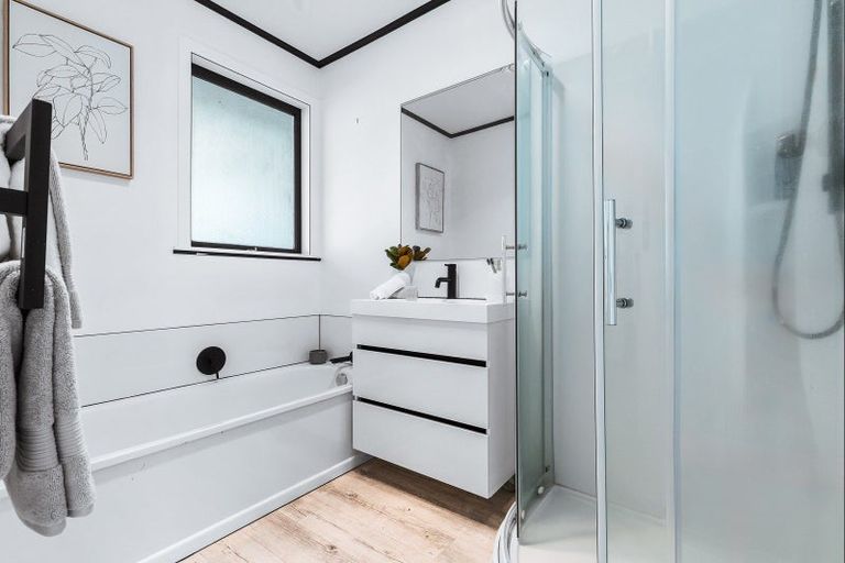 Photo of property in 37 Yvonne Street, Melville, Hamilton, 3206