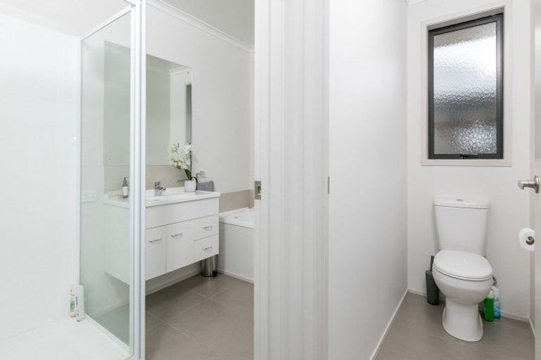 Photo of property in 8 Max Landing, Grandview Heights, Hamilton, 3200