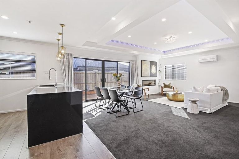 Photo of property in 7 Dianthus Place, Wigram, Christchurch, 8025