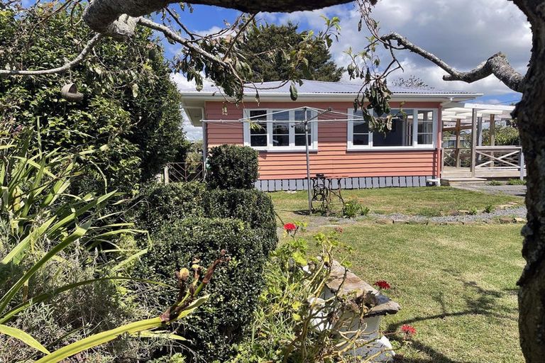 Photo of property in 7 Shoemaker Road, Waipu, 0510