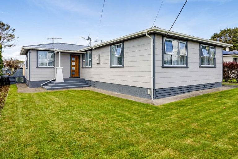 Photo of property in 48 Campbell Street, Hawera, 4610