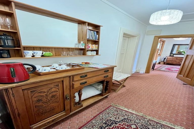 Photo of property in 8 Rutland Street, Picton, 7220