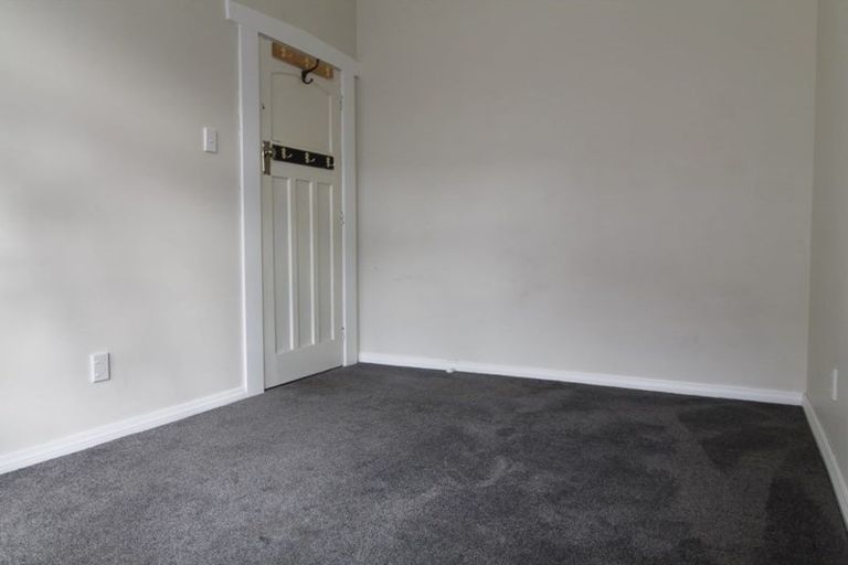 Photo of property in 38 Cleveland Street, Edgeware, Christchurch, 8013