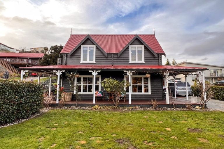 Photo of property in 54 Hedditch Street, Wanaka, 9305