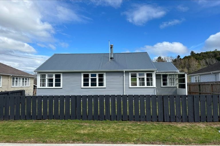 Photo of property in 14 Takahe Street, Taihape, 4720