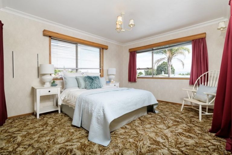 Photo of property in 9 Tupaea Place, Otumoetai, Tauranga, 3110