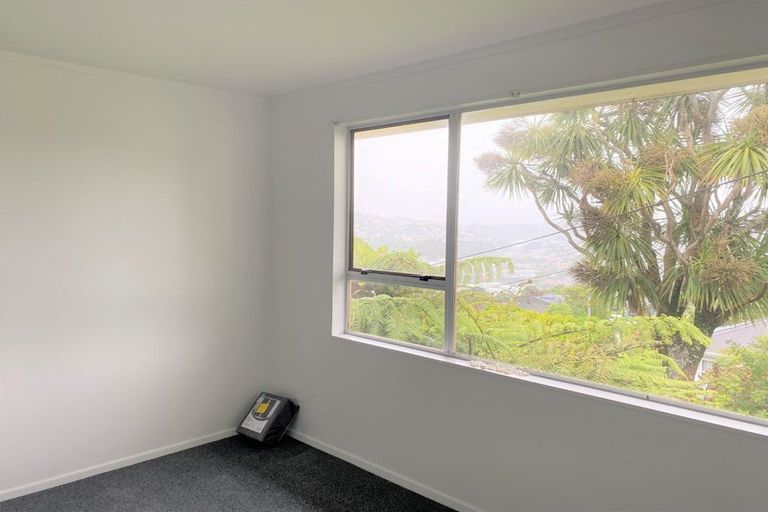 Photo of property in 115 Ironside Road, Johnsonville, Wellington, 6037