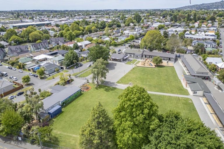 Photo of property in 4/115 Waltham Road, Sydenham, Christchurch, 8023