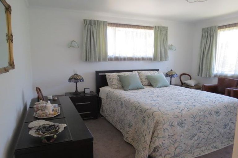 Photo of property in 2 Crescent Street, Richmond, 7020