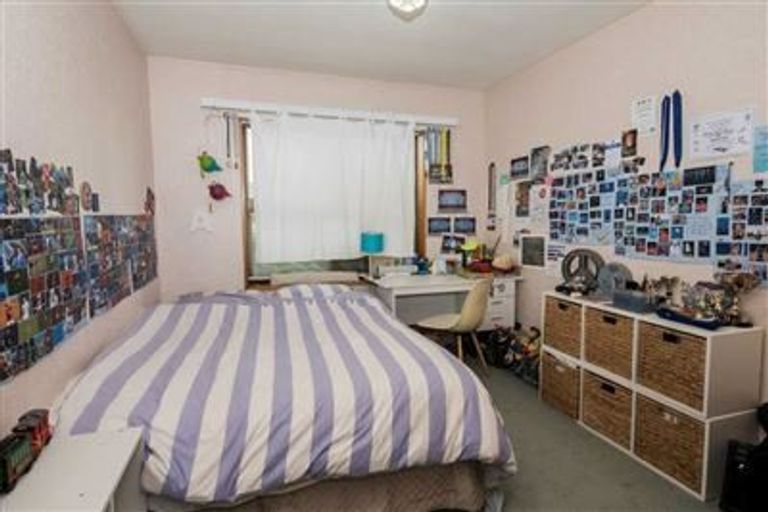 Photo of property in 1 Saint Clio Street, Ilam, Christchurch, 8041