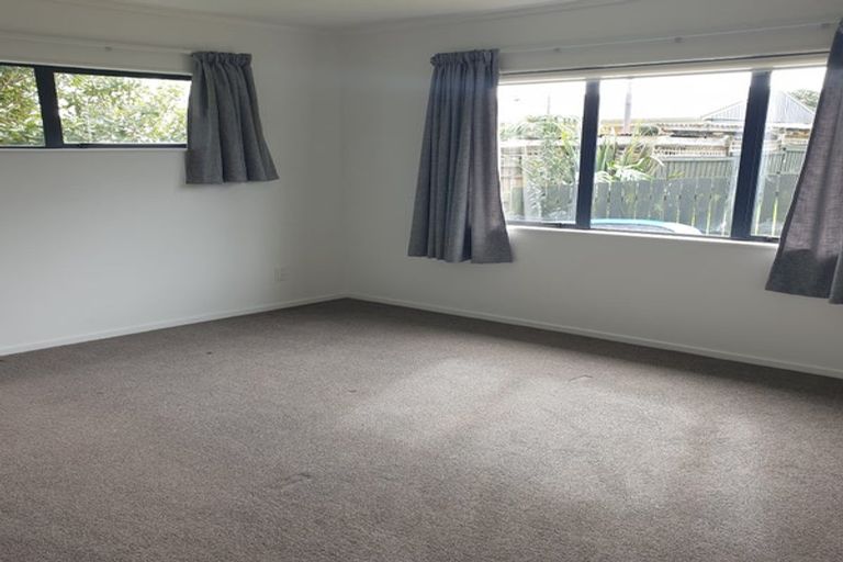 Photo of property in 69b Victoria Avenue, Waiuku, 2123