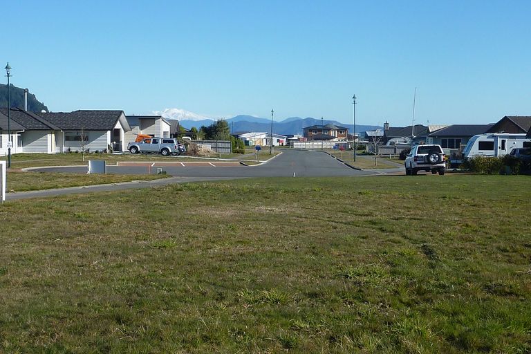 Photo of property in 38 Pukeko Way, Kinloch, Taupo, 3377