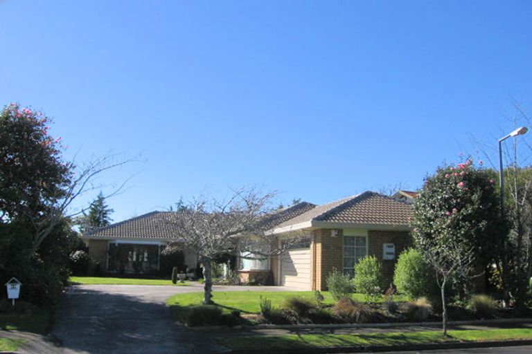 Photo of property in 19 Cooper Place, Chedworth, Hamilton, 3210