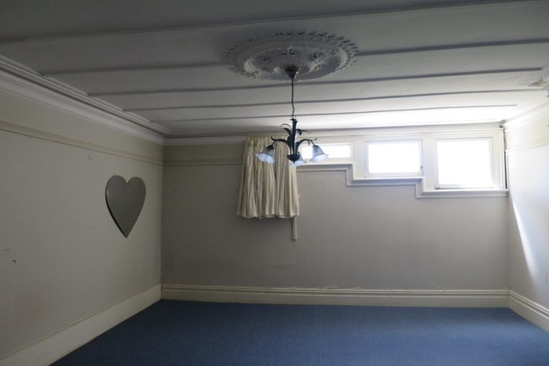 Photo of property in 12 Albany Street, North Dunedin, Dunedin, 9016