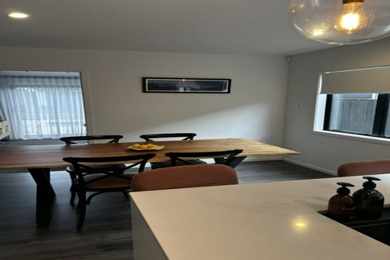 Photo of property in 33 Makete Crescent, Hobsonville, Auckland, 0618