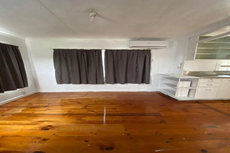 Photo of property in 166 Great South Road, Drury, 2113