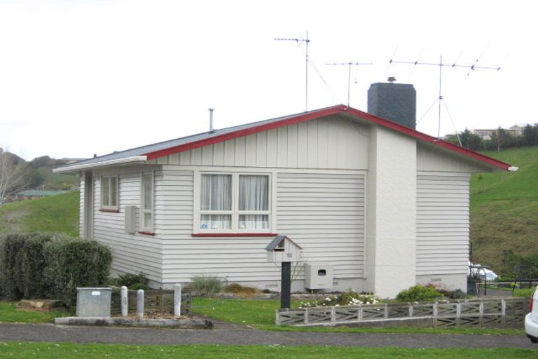 Photo of property in 52 Oranga Street, Westown, New Plymouth, 4310