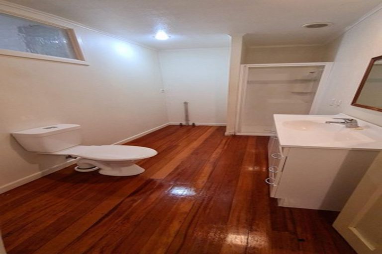 Photo of property in 50b Margate Road, Blockhouse Bay, Auckland, 0600