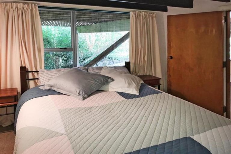 Photo of property in 5 Miro Street, Kaka Point, Balclutha, 9271