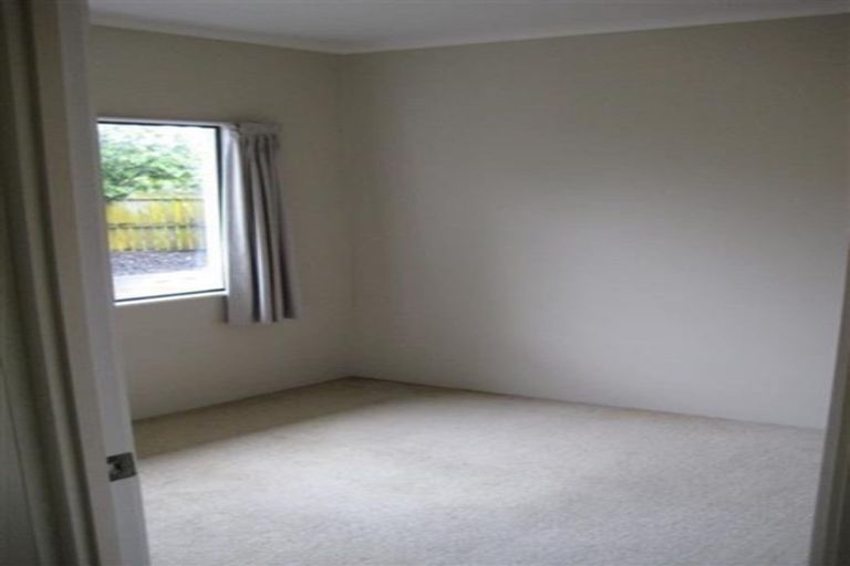 Photo of property in 27 Heathridge Place, Burswood, Auckland, 2013