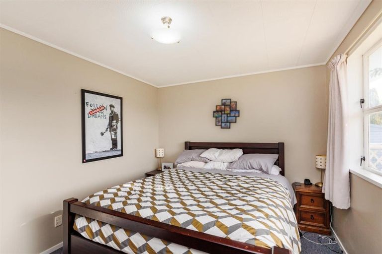 Photo of property in 181a Bridge Street, Bulls, 4818