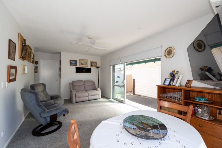 Photo of property in 24 Mill Road, Clive, 4102