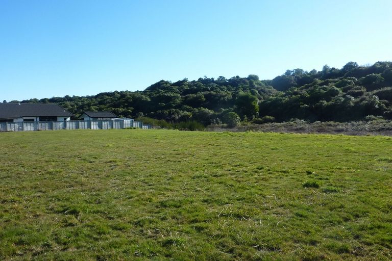 Photo of property in 38 Pukeko Way, Kinloch, Taupo, 3377